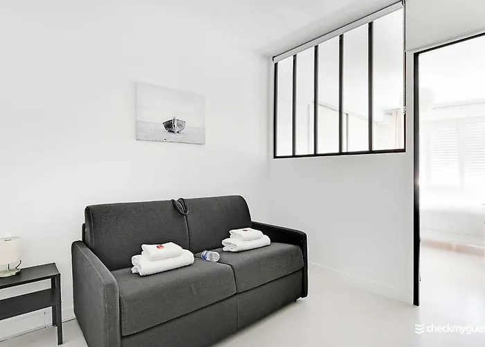 Lovely Apartment - 3Br - 6P - Near Convention